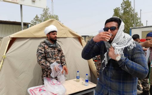 خدمت رسانی امامان محله به زلزله زدگان مناطق سنی نشین