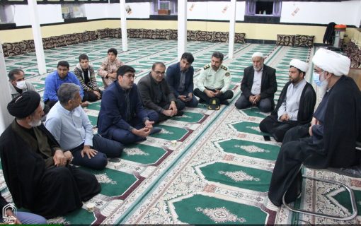 گزارش تصویری| امام جمعه بوشهر در مسجد روستای راهدار پای درد و دل مردم نشست