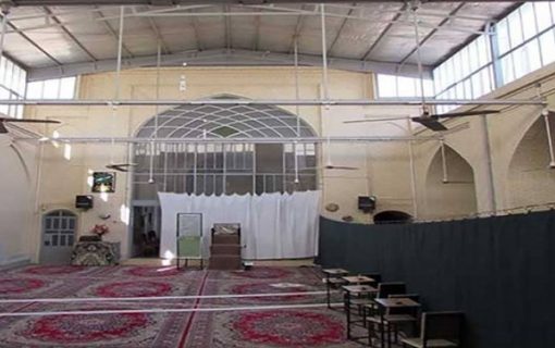 امام ۲۴ ساله محله‌ای که مسجدی ۶۰۰ ساله را احیا کرد
