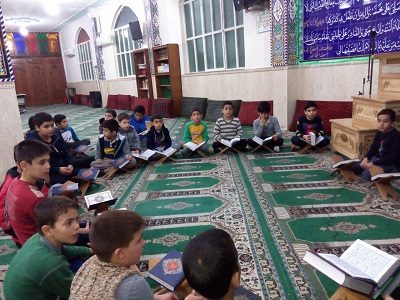 آموزش حفظ قرآن به نوجوانان مسجدی