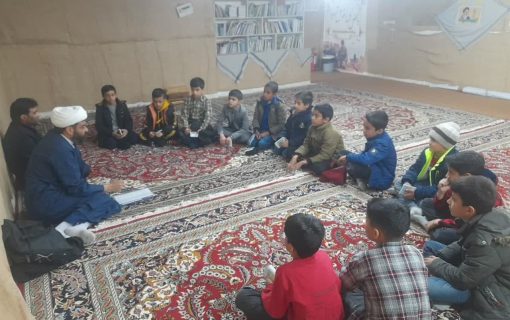 اجرای طرح قرآنی و فوتبالی در میان نوجوانان